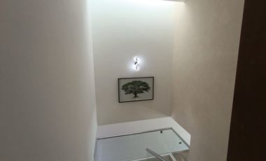 Renta de casa de Lujo Amueblada Fraccionamiento Montebello