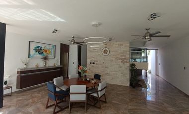 Renta de casa de Lujo Amueblada Fraccionamiento Montebello