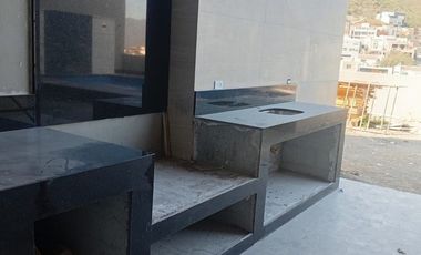 CASA EN VENTA CARRETERA NACIONAL SIERRA ALTA MONTERREY NUEVO LEÓN