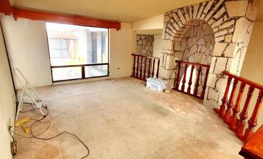 Casa en VENTA con amplio jardín