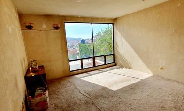 Casa en VENTA con amplio jardín