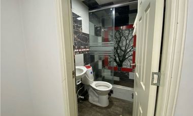 Arriendo Casa con Bodega en Boita