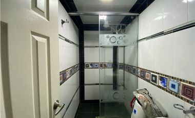 Arriendo Casa con Bodega en Boita