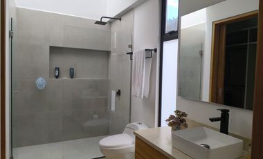 Casa en Arriendo Amoblada en El Retiro