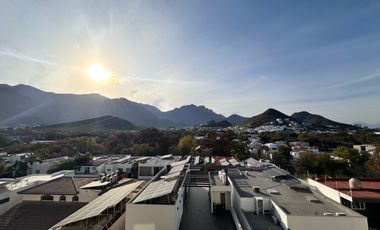 Casa en Venta en Milagros de Valle Alto, Monterrey NL