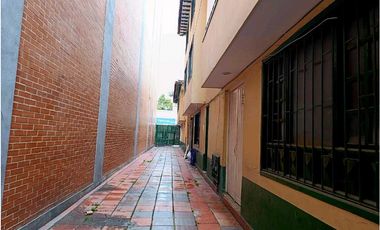 VENDO CASA EN CAJICA CUNDINAMARCA PARA REMODELACION O NUEVO PROYECTO