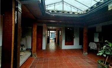 VENDO CASA EN CAJICA CUNDINAMARCA PARA REMODELACION O NUEVO PROYECTO