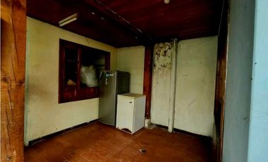 VENDO CASA EN CAJICA CUNDINAMARCA PARA REMODELACION O NUEVO PROYECTO