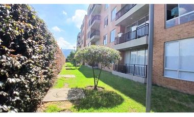 VENDO EXCLUISIVO APARTAMENTO ESQUINERO EN EL PRIMER PISO, EN CAJICA