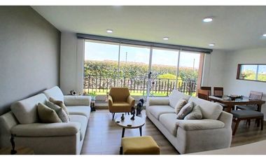 VENDO EXCLUISIVO APARTAMENTO ESQUINERO EN EL PRIMER PISO, EN CAJICA