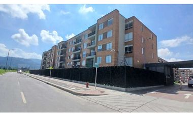 VENDO EXCLUISIVO APARTAMENTO ESQUINERO EN EL PRIMER PISO, EN CAJICA