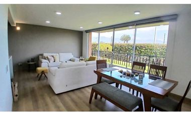 VENDO EXCLUISIVO APARTAMENTO ESQUINERO EN EL PRIMER PISO, EN CAJICA