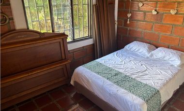 Se Arrienda Casa Finca en Guarne, Vereda la Clara