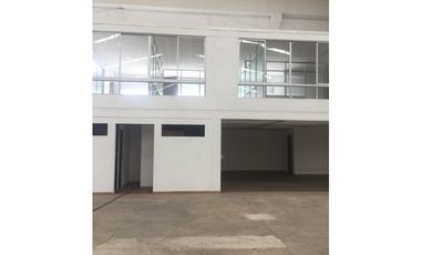 SE VENDE BODEGA EN ITAGUI AVENIDA PILEN