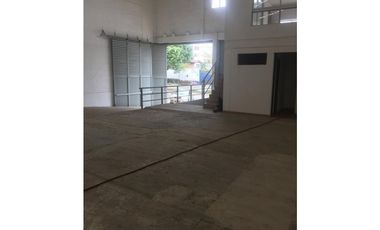 SE VENDE BODEGA EN ITAGUI AVENIDA PILEN