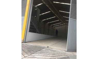 SE VENDE BODEGA EN ITAGUI AVENIDA PILEN