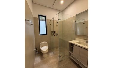 Casa en Arriendo en El Retiro
