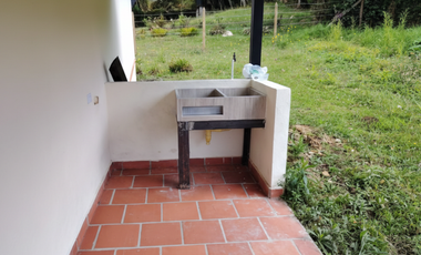 Se Arrienda Apartamento en Vereda la Mulona, Guarne