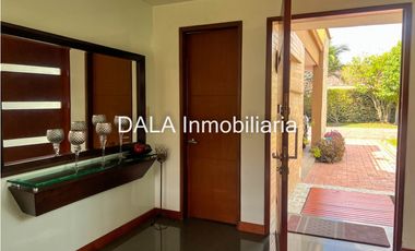 SE ARRIENDA CASA SECTOR CANELON EN CAJICA