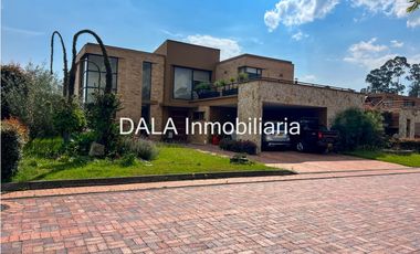 SE ARRIENDA CASA SECTOR CANELON EN CAJICA