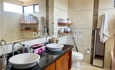 SE ARRIENDA CASA SECTOR CANELON EN CAJICA