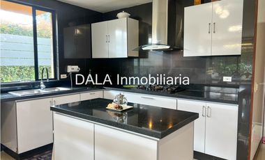 SE ARRIENDA CASA SECTOR CANELON EN CAJICA