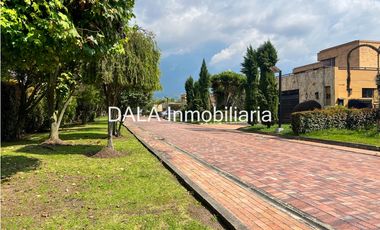 SE ARRIENDA CASA SECTOR CANELON EN CAJICA