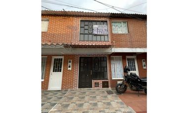 ARRIENDO CASA EN EL SECTOR DE SUBA - BARRIO EL POA 2 PISOS