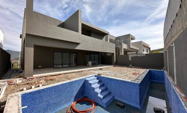 Casa en Venta en Sierra Alta 9º Sector, Monterrey NL