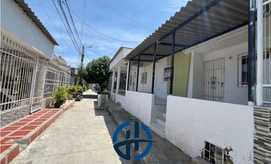 SE VENDE CASA EN LA URBANIZACIÓN LAS ACACIAS SECTOR CISNE