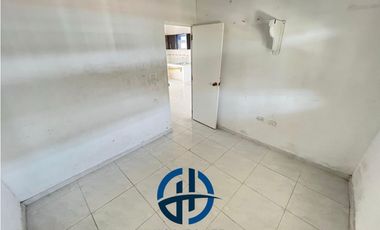 SE VENDE CASA EN LA URBANIZACIÓN LAS ACACIAS SECTOR CISNE