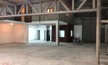 Bodega en RENTA cerca a centro de Monterrey