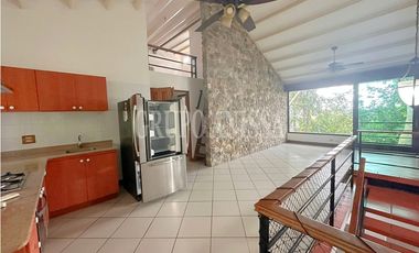 Oportunidad! Se Alquila Casa en Quarry Heights