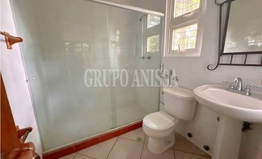 Oportunidad! Se Alquila Casa en Quarry Heights