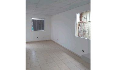 VENDO CASA EN LA CHORRERA RESIDENCIAL LAS PRADERAS