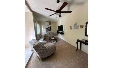 Alquiler de Casa en Playa Corona, San Carlos.