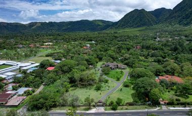 SE VENDE CASA EN EL VALLE DE ANTON