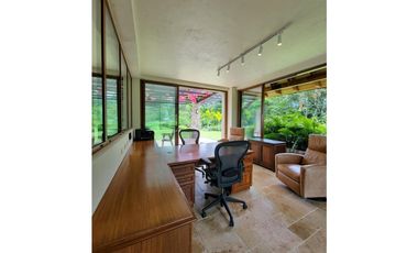 SE VENDE CASA EN EL VALLE DE ANTON