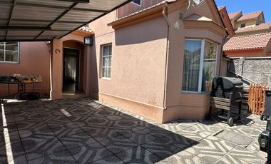 OPORTUNIDAD Casa/Hogar en Micro-Barrio Cerrado