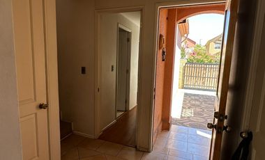 OPORTUNIDAD Casa/Hogar en Micro-Barrio Cerrado