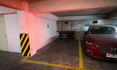 Estacionamiento pasa del Metro Pedro de Valdivia