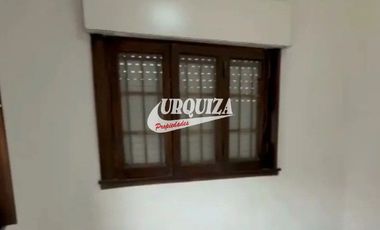 PH en alquiler c/ cochera en San Justo