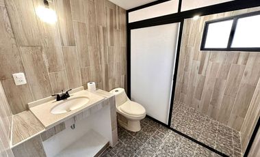 * CASA AMUEBLADA SOBRE CALLE EN COL. LAZARO CÁRDENAS, A 2 MIN DE AV. PALMIRA (SUR DE CUERNAVACA)*