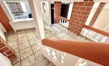 * CASA AMUEBLADA SOBRE CALLE EN COL. LAZARO CÁRDENAS, A 2 MIN DE AV. PALMIRA (SUR DE CUERNAVACA)*