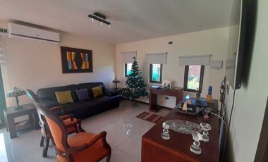 Casa en venta en LOS LAGOS