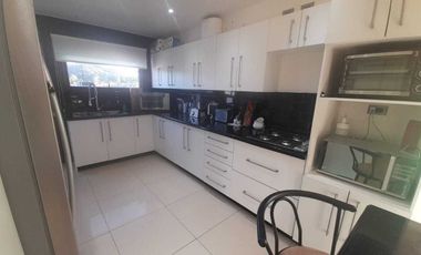 Casa en venta en LOS LAGOS