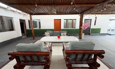 Vendo espaciosa casa en playa Arica.