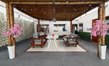 Vendo espaciosa casa en playa Arica.