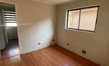 Casa en Arriendo en SANRA MARTA HUECHURABA 7148