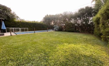 Casa en alquiler anual 6 amb. amoblado barrio Los Lagos Nordelta Tigre